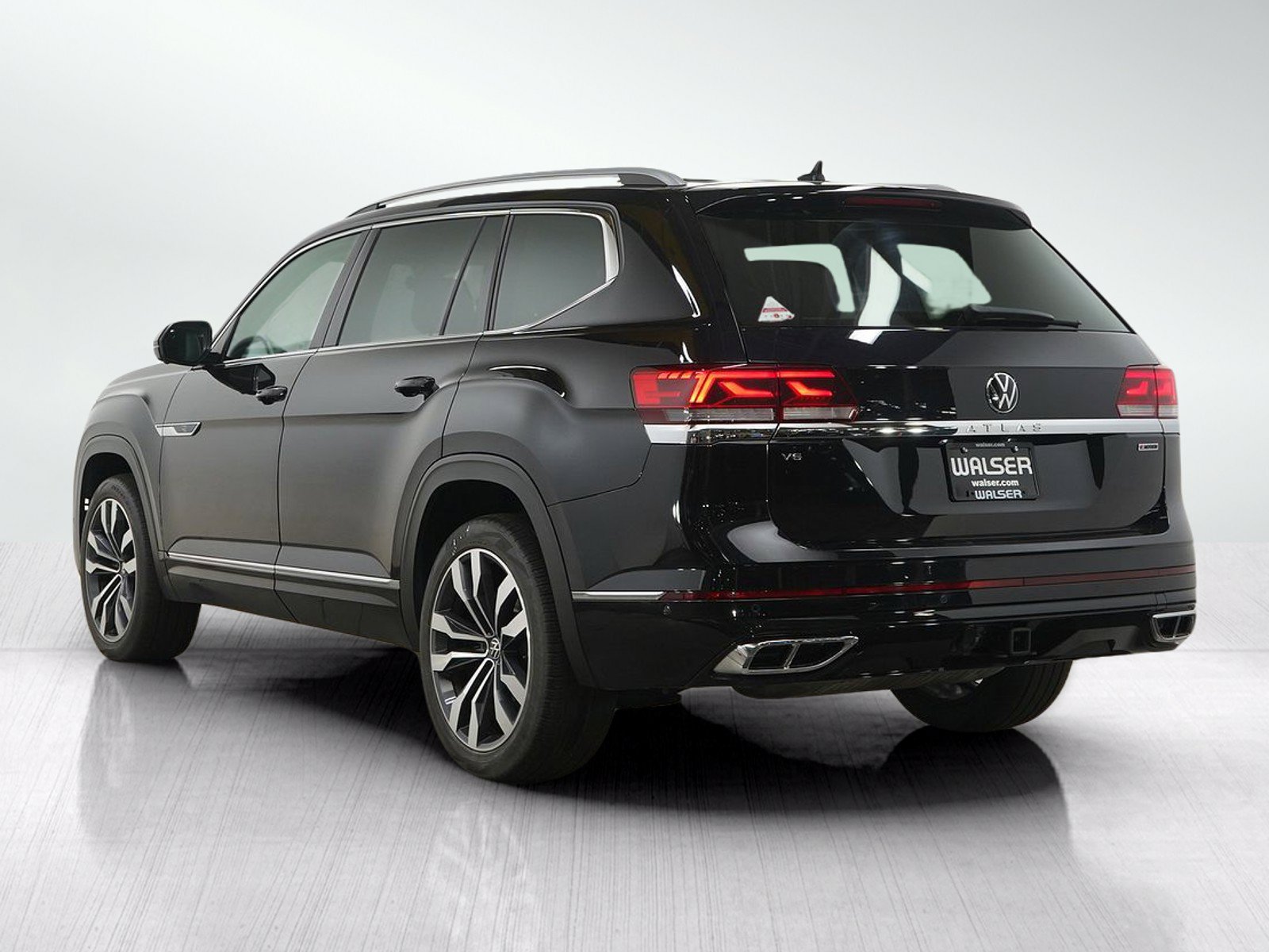 Used 2022 Volkswagen Atlas SEL Premium AWD/4WD image 4