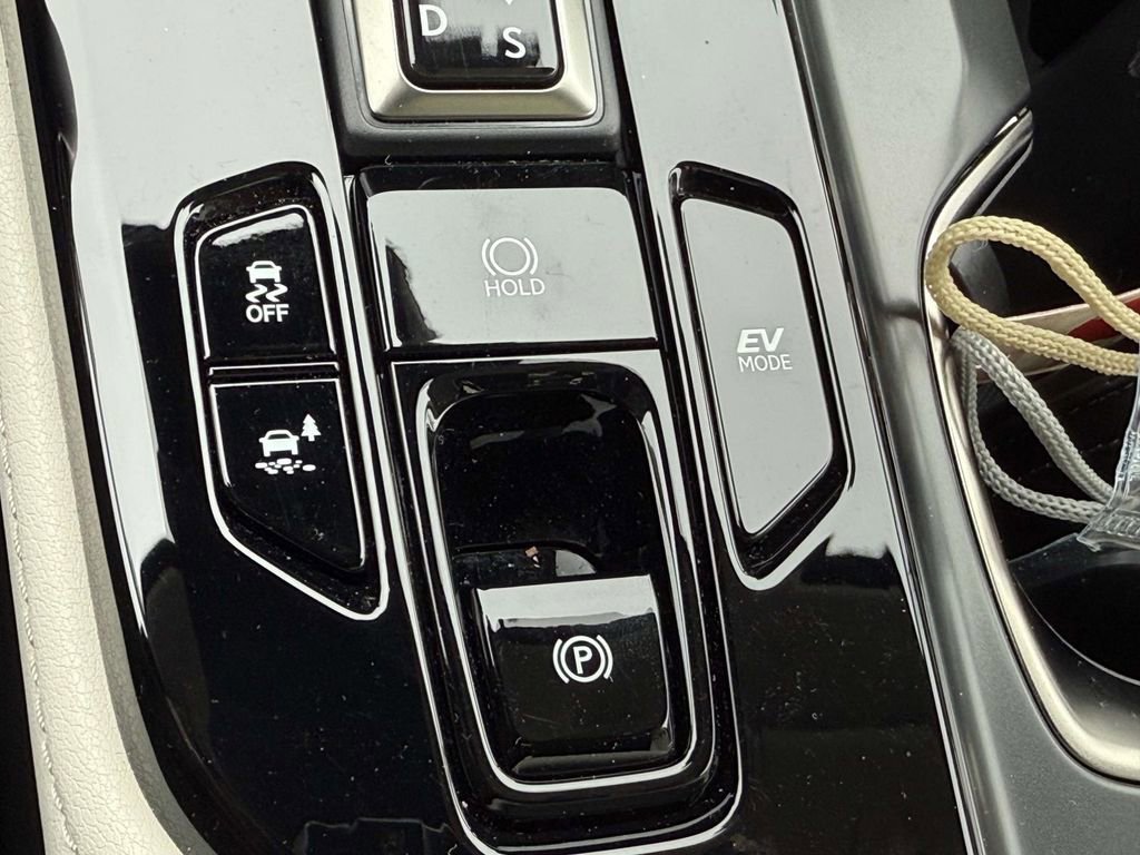 Used 2025 Lexus NX 350h AWD w/ Rear Seat Package image 24