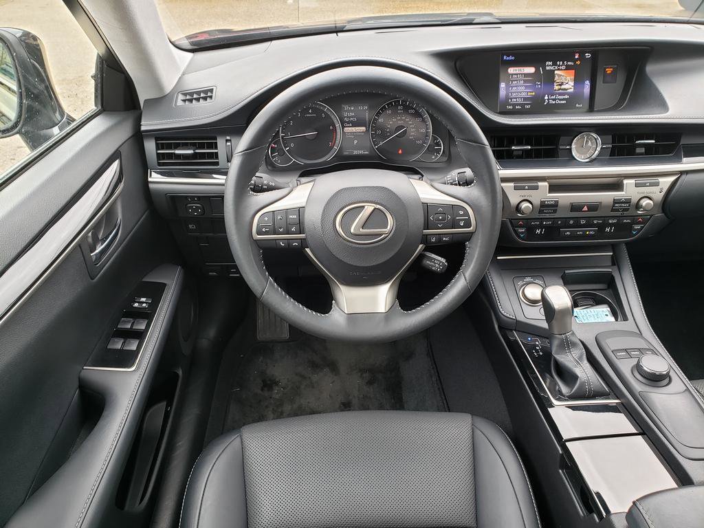 Used 2018 Lexus ES 350 w/ Accessory Package image 22