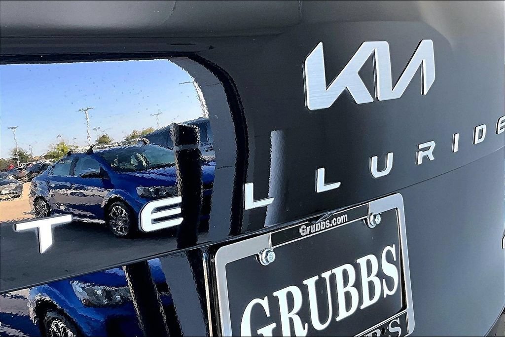 Used 2024 Kia Telluride EX X-Line AWD/4WD image 39