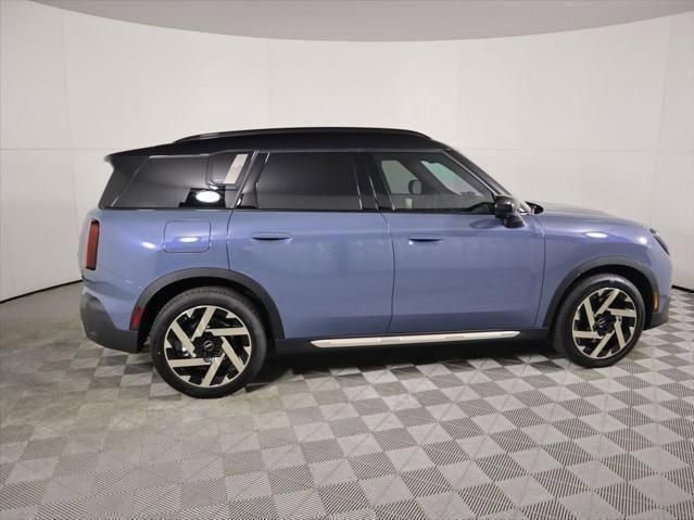 New 2026 MINI Cooper Countryman S w/ Comfort Package Max image 3