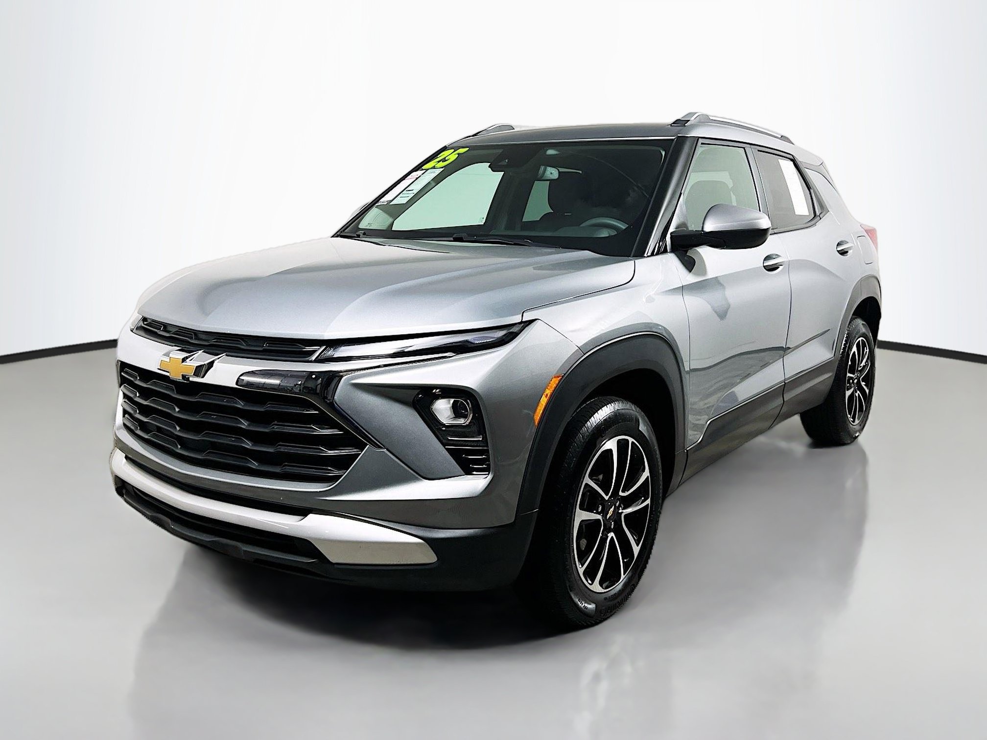 Used 2025 Chevrolet TrailBlazer LT AWD/4WD image 10