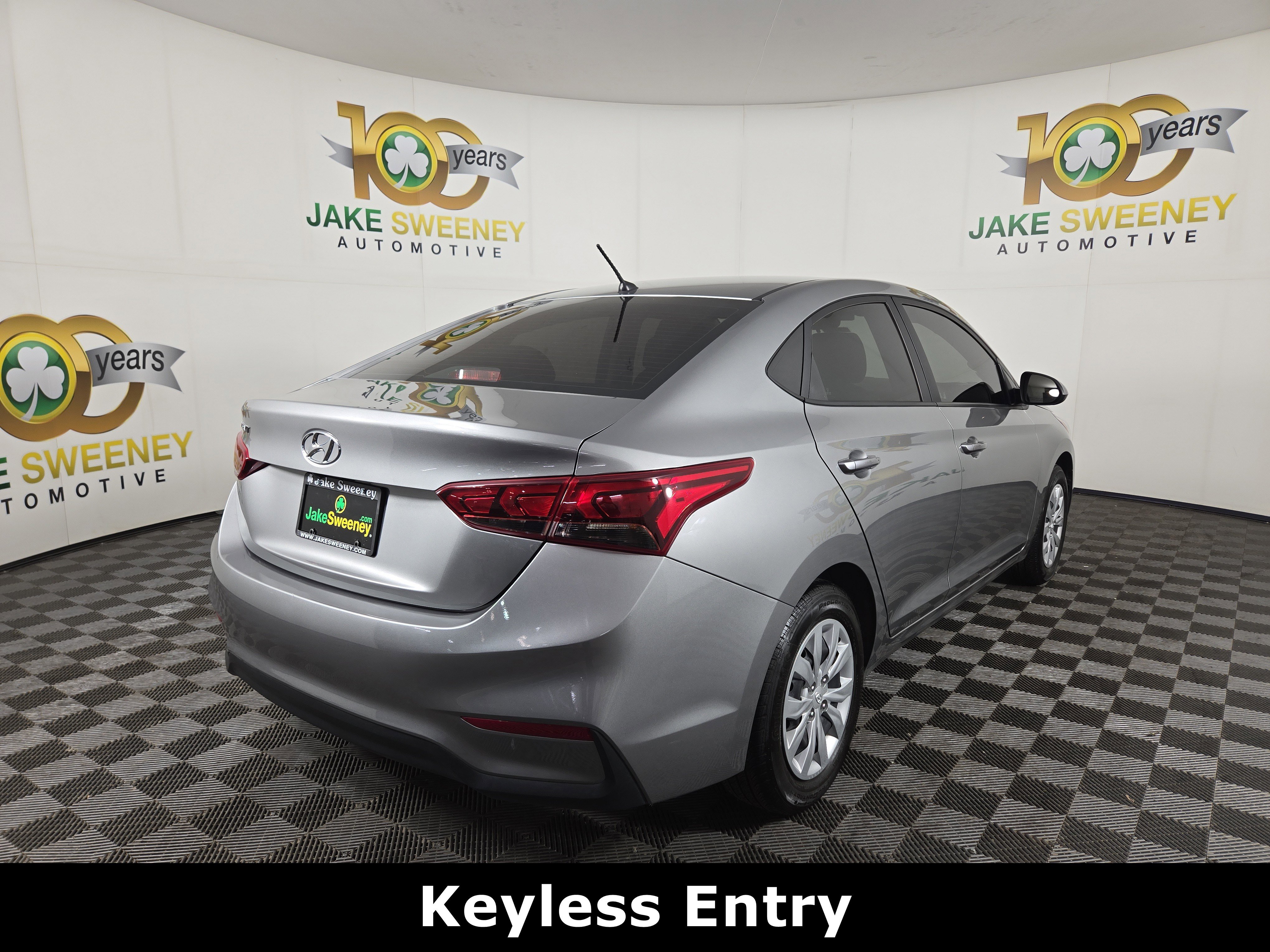 Used 2022 Hyundai Accent SE image 9