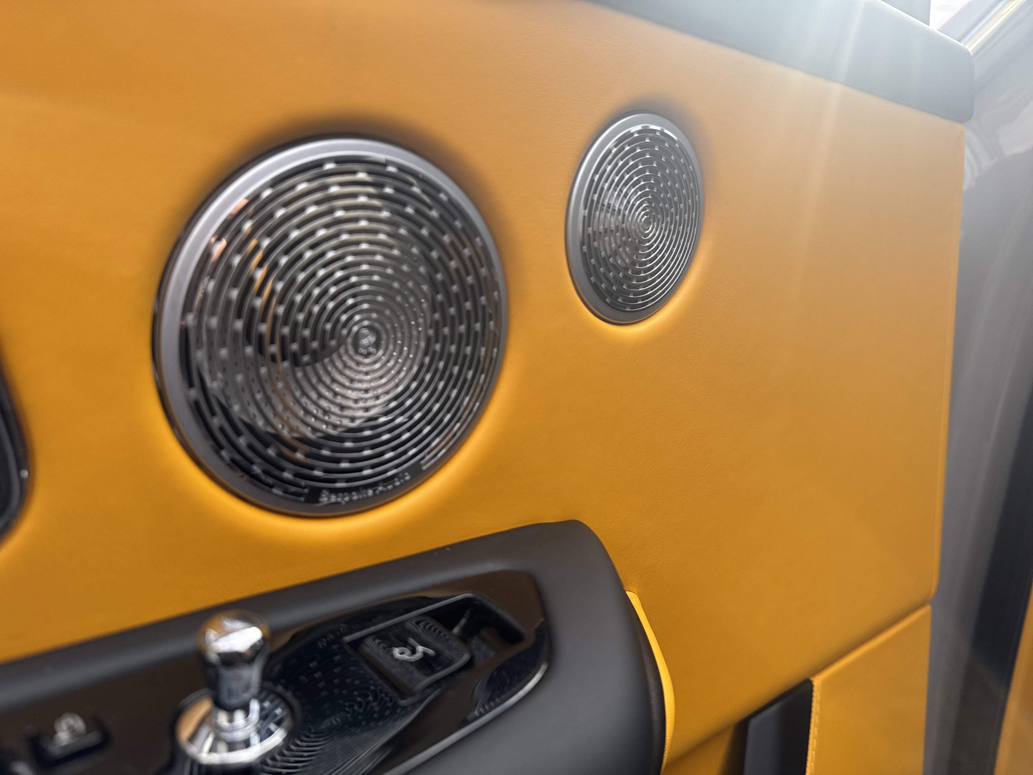 Used 2024 Rolls-Royce Cullinan w/ Interior Detailing Package image 43