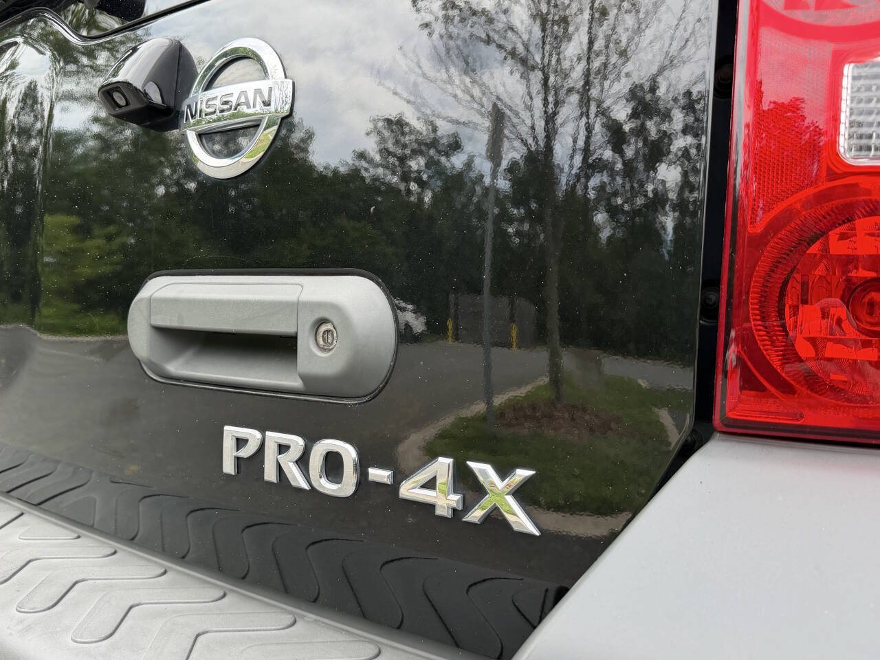 Used 2014 Nissan Xterra PRO-4X AWD/4WD image 5
