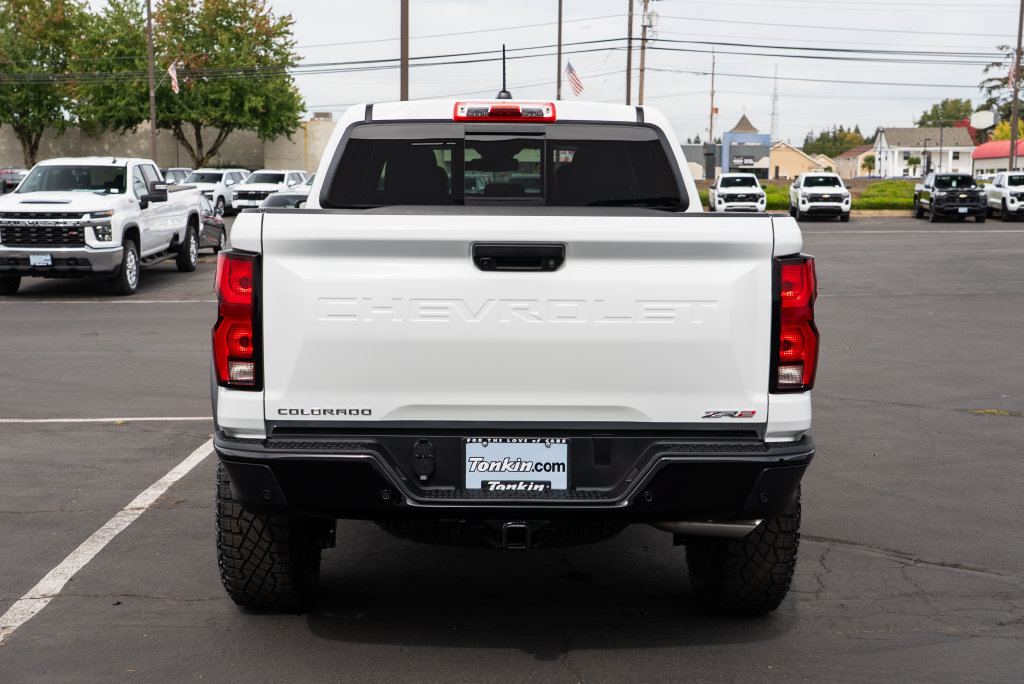 New 2026 Chevrolet Colorado ZR2 w/ Technology Package AWD/4WD image 5