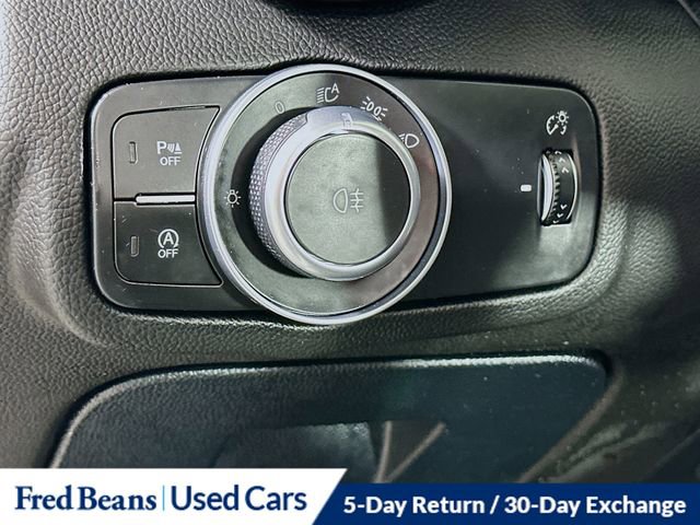 Used 2023 Alfa Romeo Giulia Ti image 12