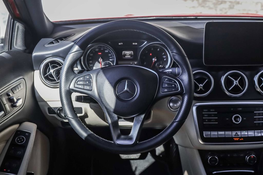Used 2019 Mercedes-Benz GLA 250 4MATIC image 25