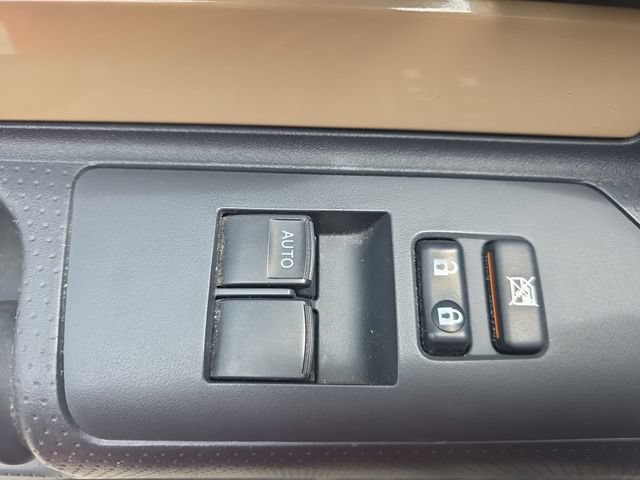 Used 2014 Toyota FJ Cruiser 4WD w/ Upgrade Package image 27