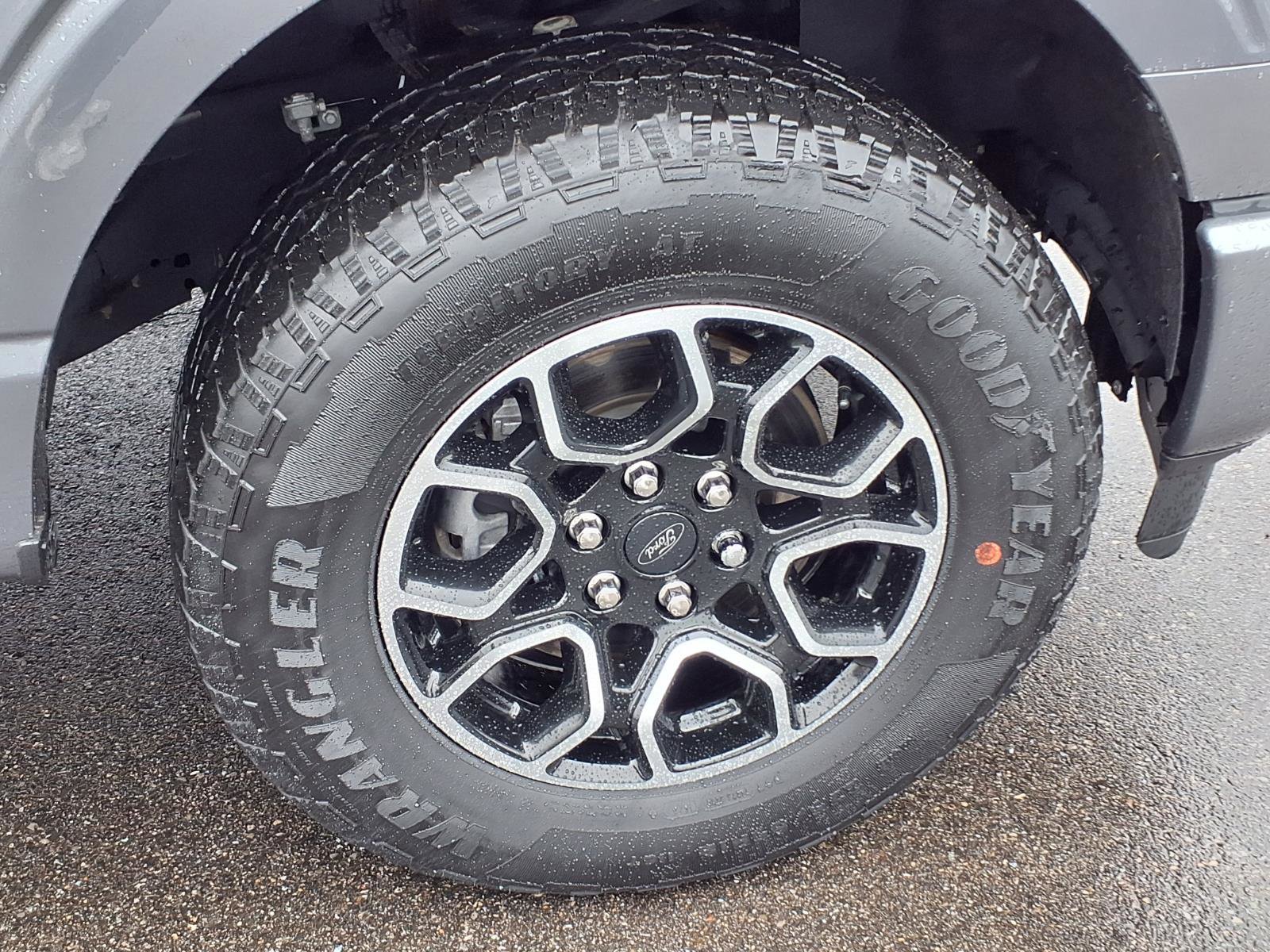 Used 2023 Ford F150 XLT w/ Equipment Group 302A High image 27