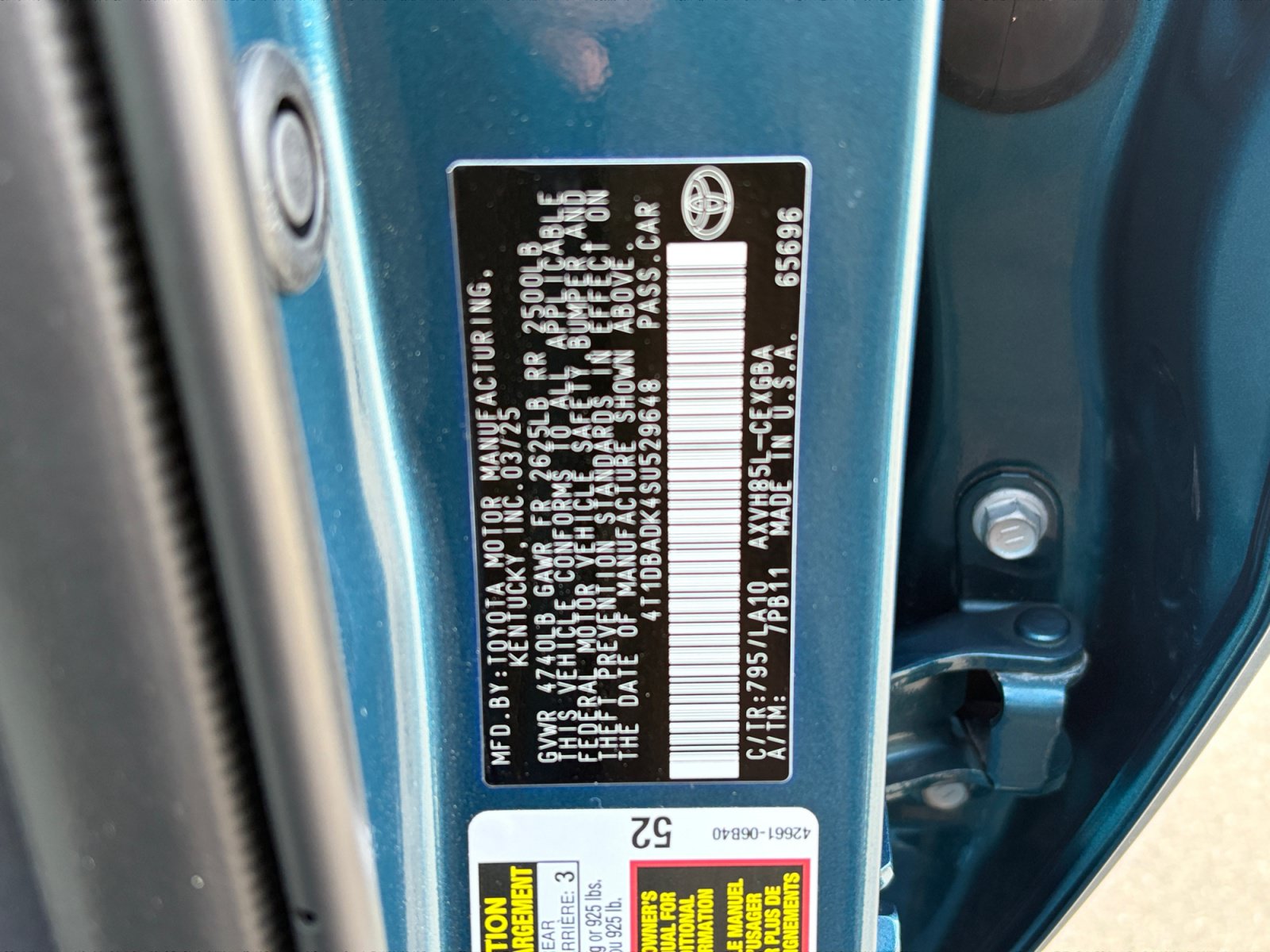 Used 2025 Toyota Camry XLE w/ Premium Plus Package AWD/4WD image 25