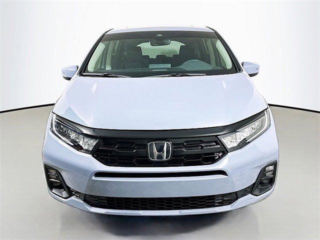 Used 2025 Honda Odyssey Touring image 2