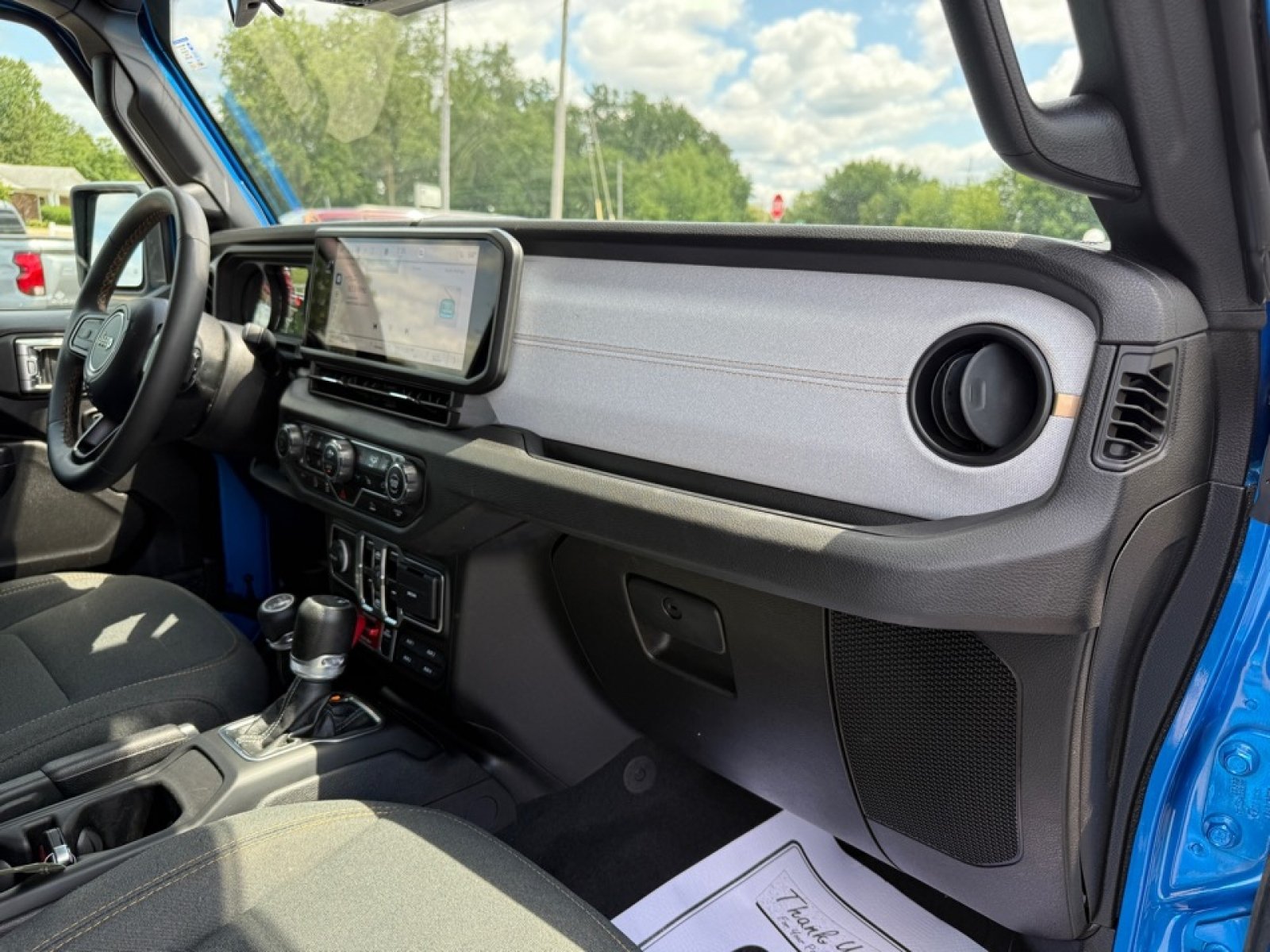 Used 2024 Jeep Wrangler Unlimited Sport AWD/4WD image 23