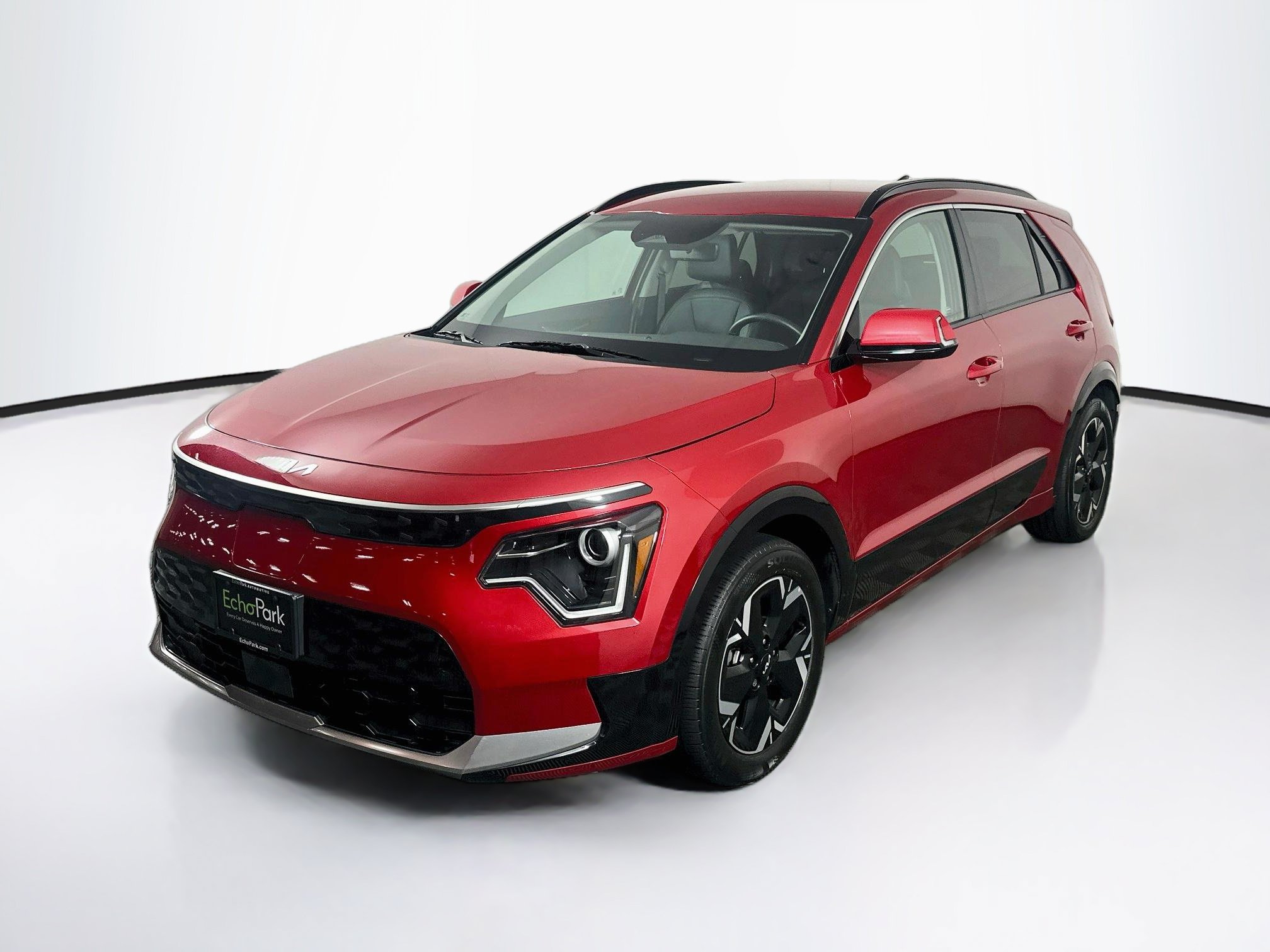 Used 2023 Kia Niro Wind w/ Wind Preserve Package FWD image 3