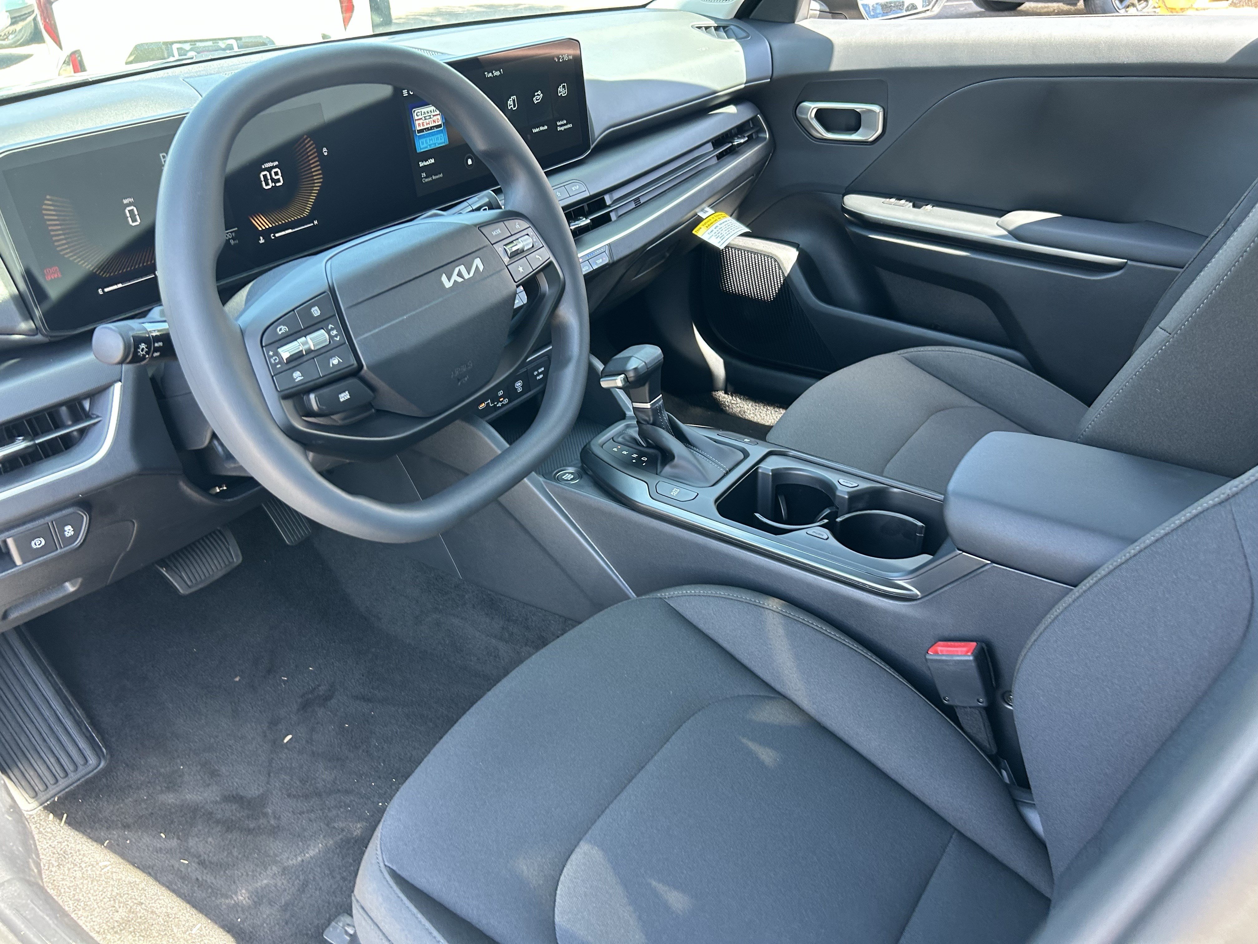 New 2026 Kia K4 FWD image 22
