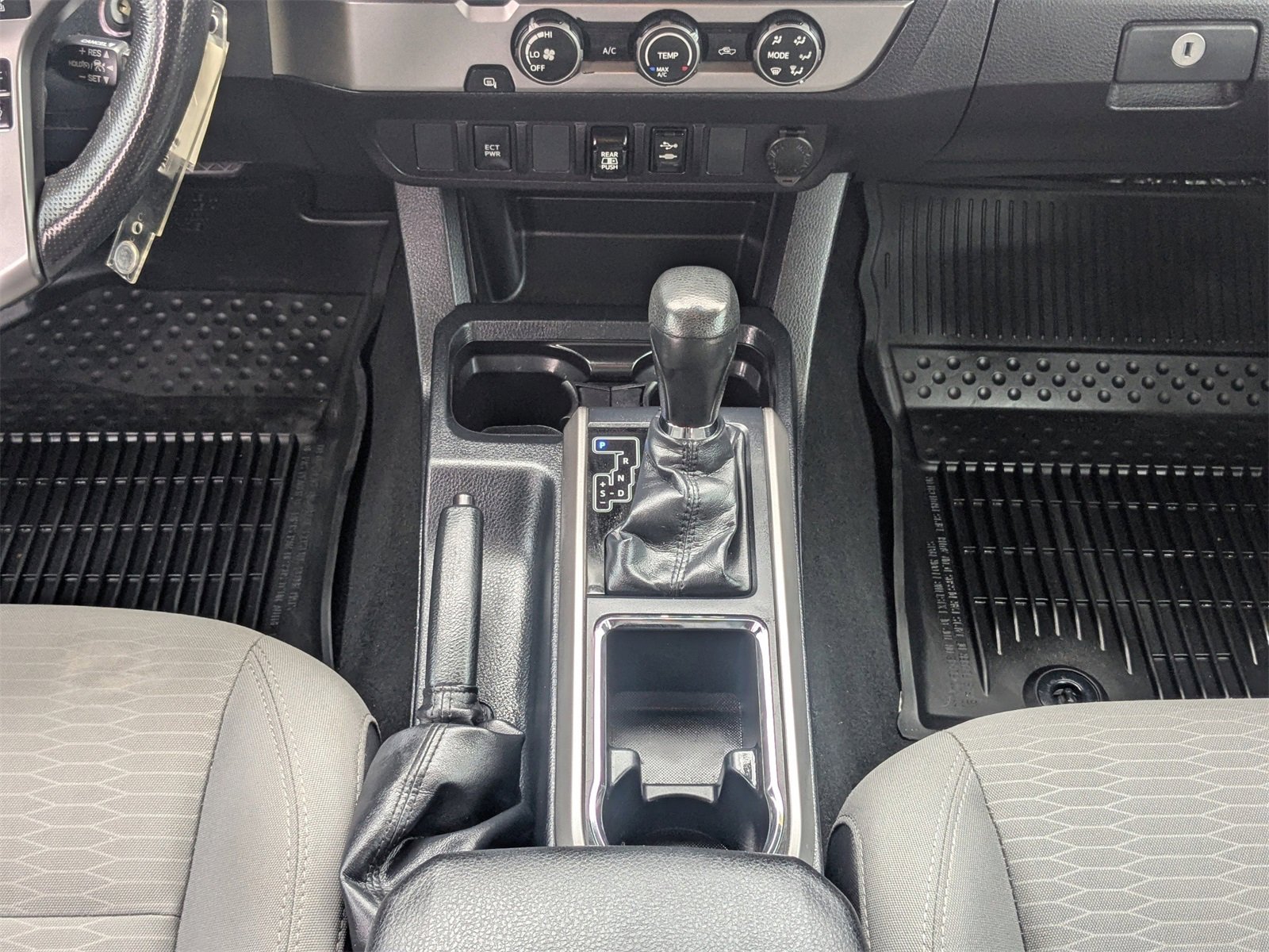 Used 2019 Toyota Tacoma SR5 image 19