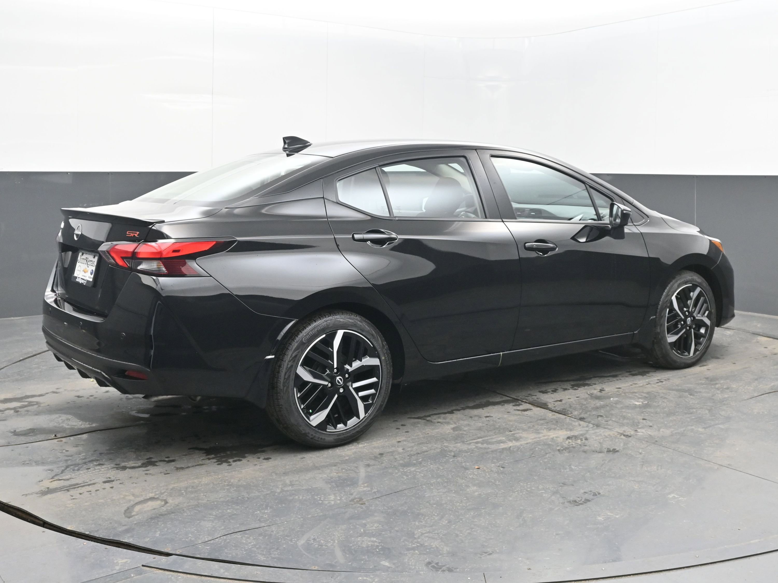 New 2025 Nissan Versa SR image 7