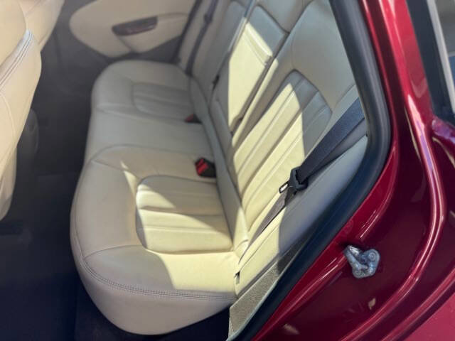 Used 2013 Buick Verano Leather FWD image 13