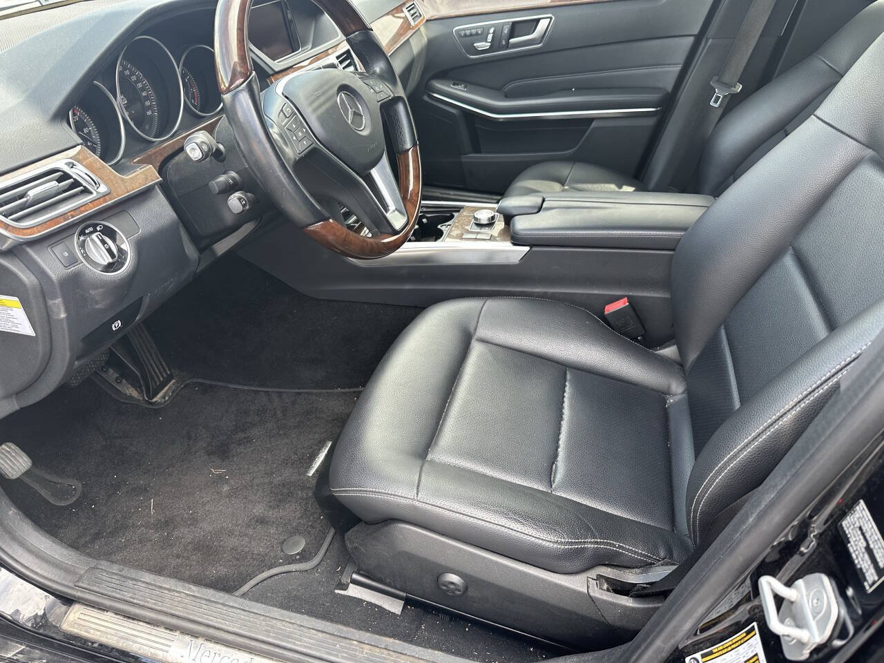 Used 2014 Mercedes-Benz E 350 4MATIC Sedan w/ Premium 1 Package image 2