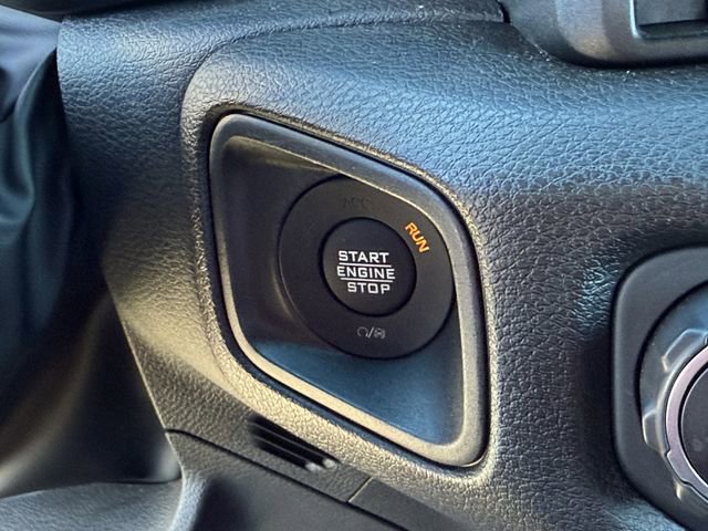 Used 2024 Jeep Gladiator Sport image 25