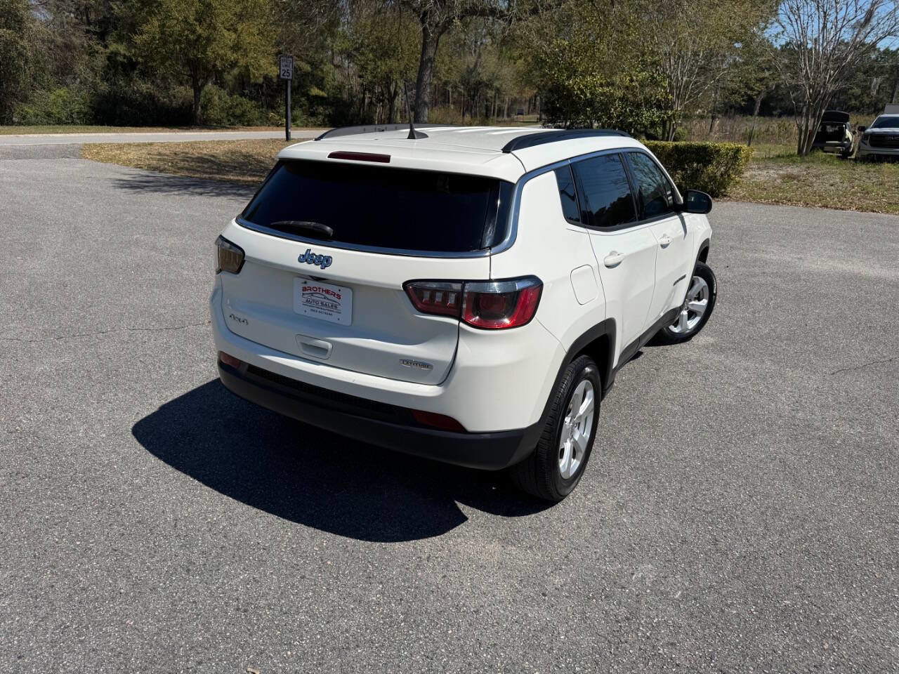 Used 2019 Jeep Compass Latitude image 38