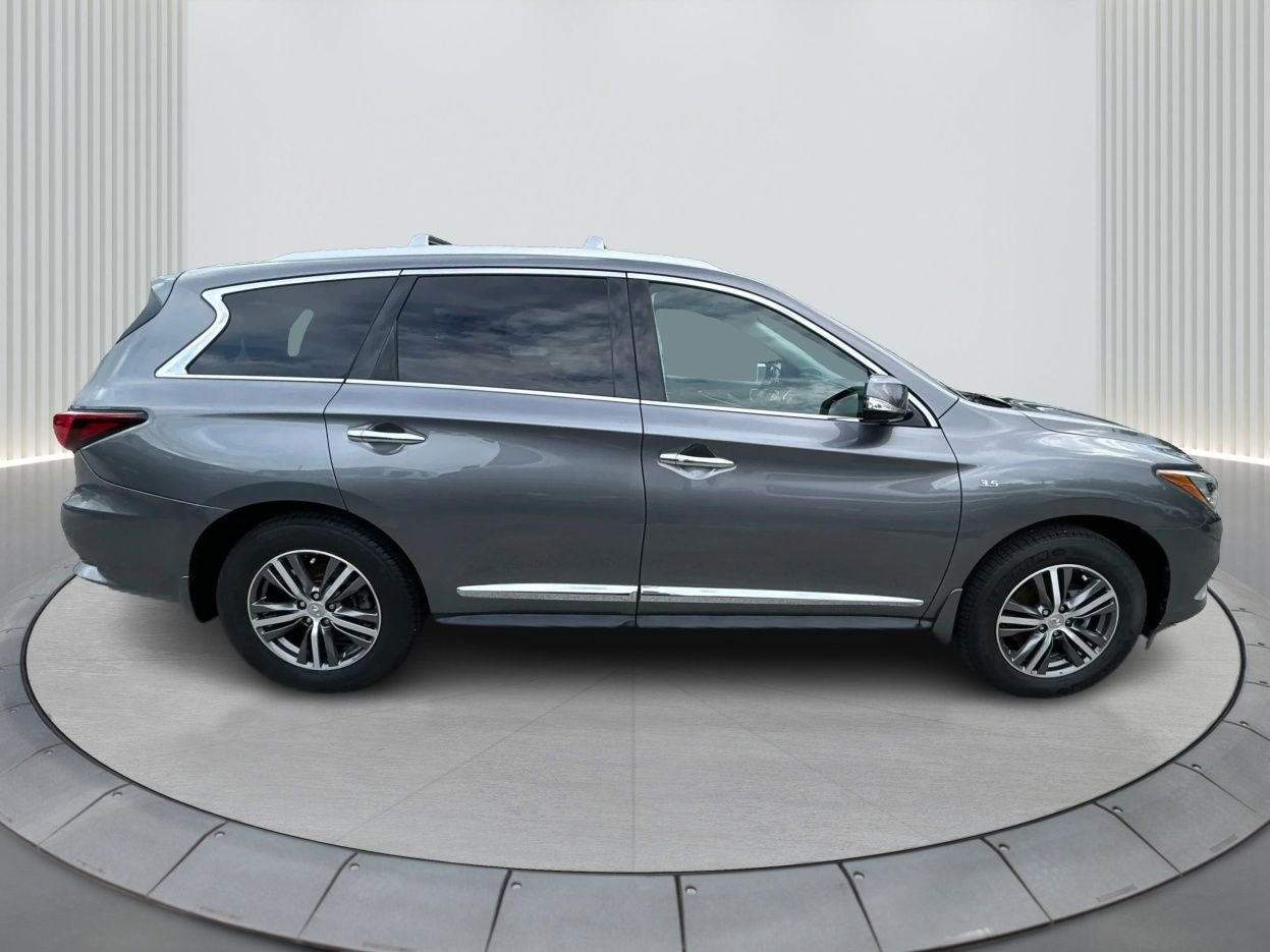 Used 2020 INFINITI QX60 Luxe w/ Essential Package image 4