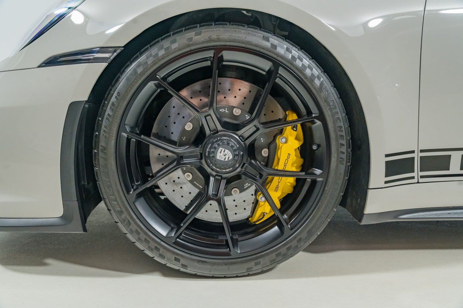 Used 2023 Porsche 911 GT3 RWD image 12