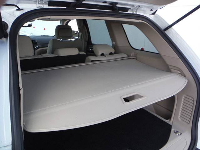 Used 2022 Jeep Grand Cherokee Laredo E w/ Security & Convenience Group AWD/4WD image 50