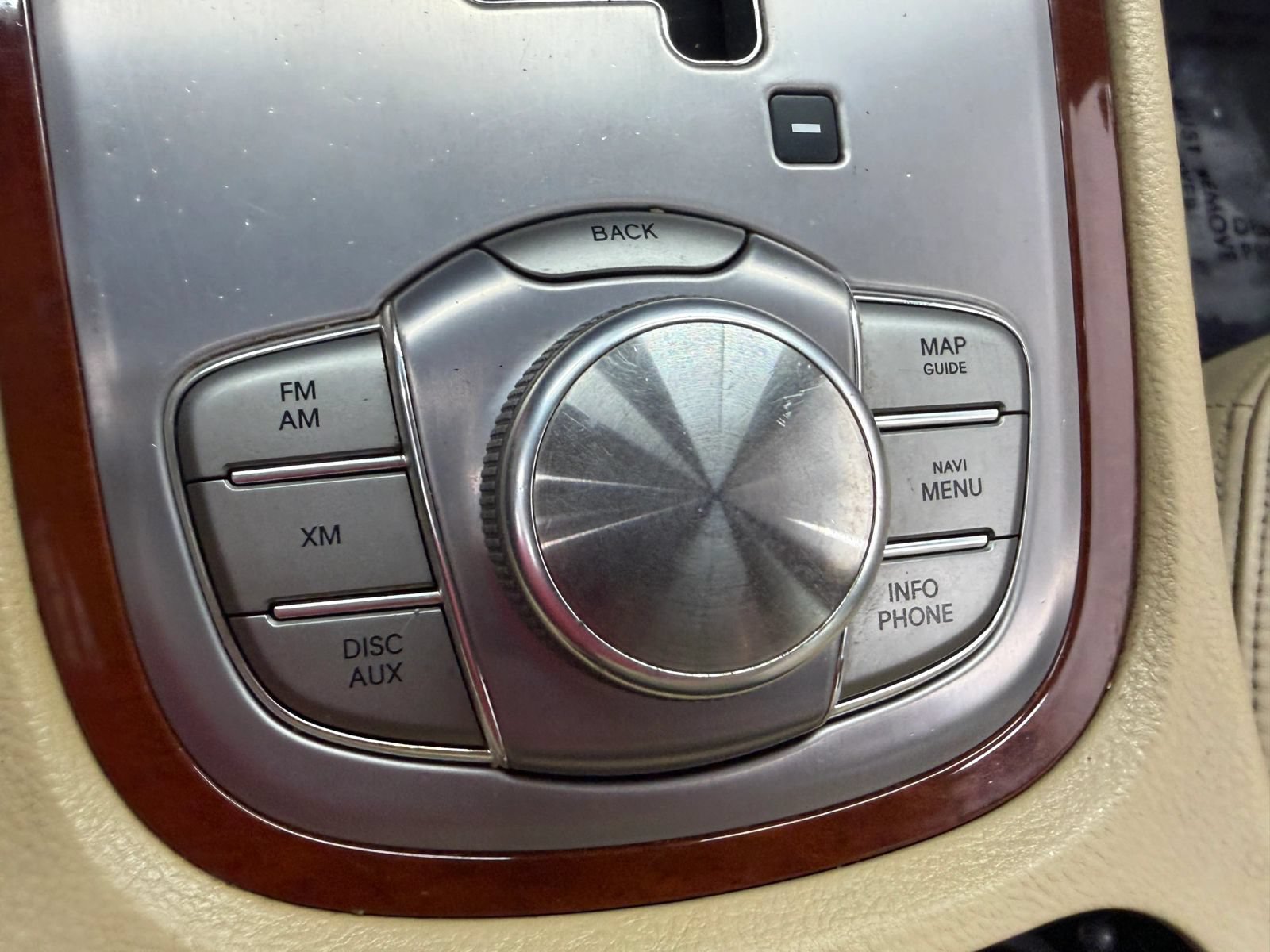 Used 2012 Hyundai Genesis 3.8 w/ Premium Pkg RWD image 32