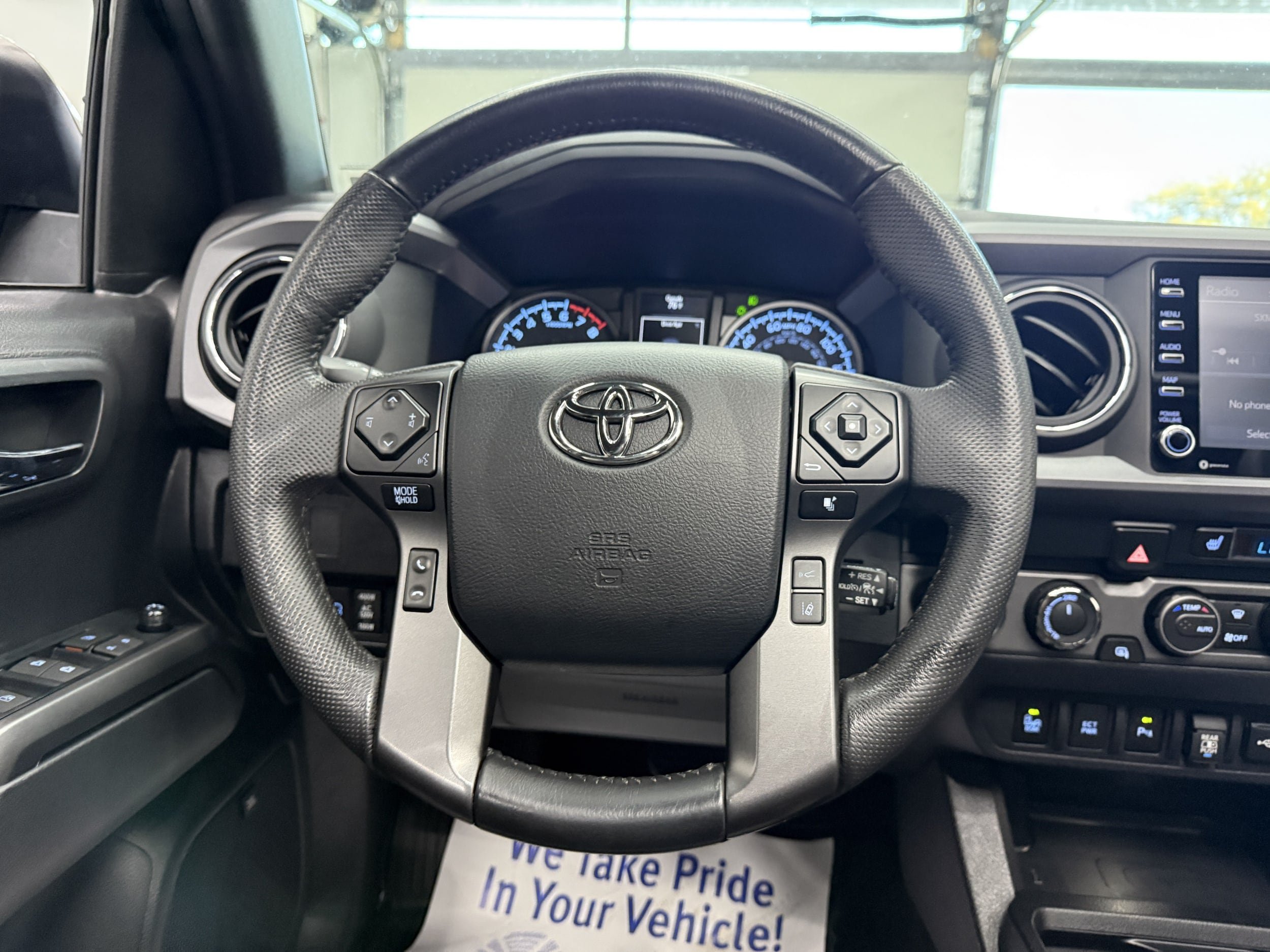 Used 2023 Toyota Tacoma TRD Sport w/ TRD Premium Sport Package AWD/4WD image 12