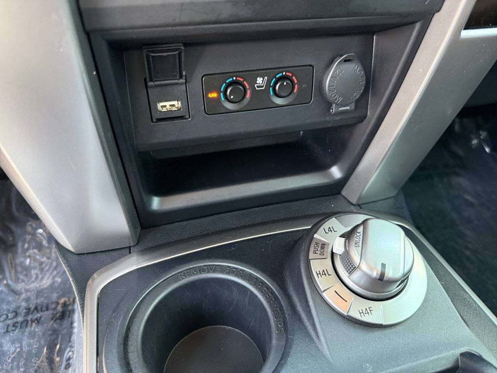 Used 2023 Toyota 4Runner Limited AWD/4WD image 21