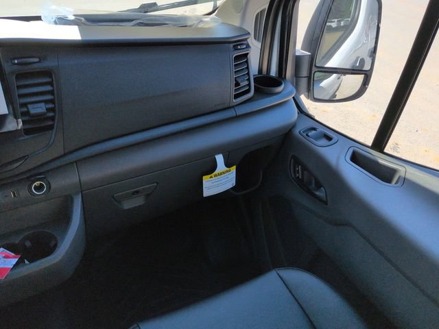 New 2026 Ford Transit 250 Low Roof RWD image 15