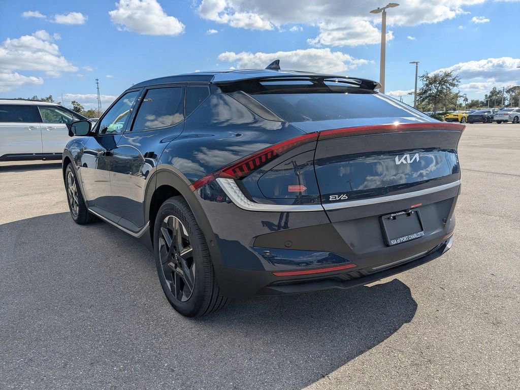 New 2025 Kia EV6 Light w/ Light LR Technology Package RWD image 7