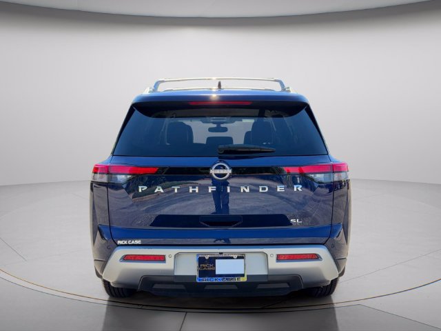 Used 2022 Nissan Pathfinder SL FWD image 5