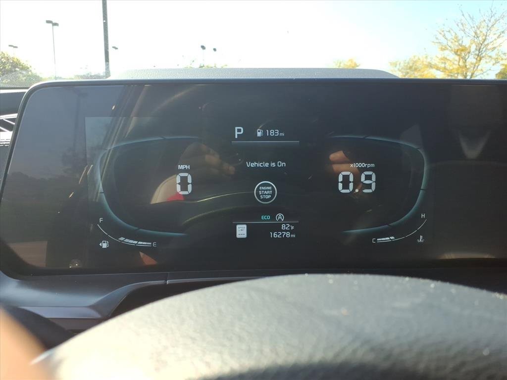 Used 2025 Kia Telluride S image 60