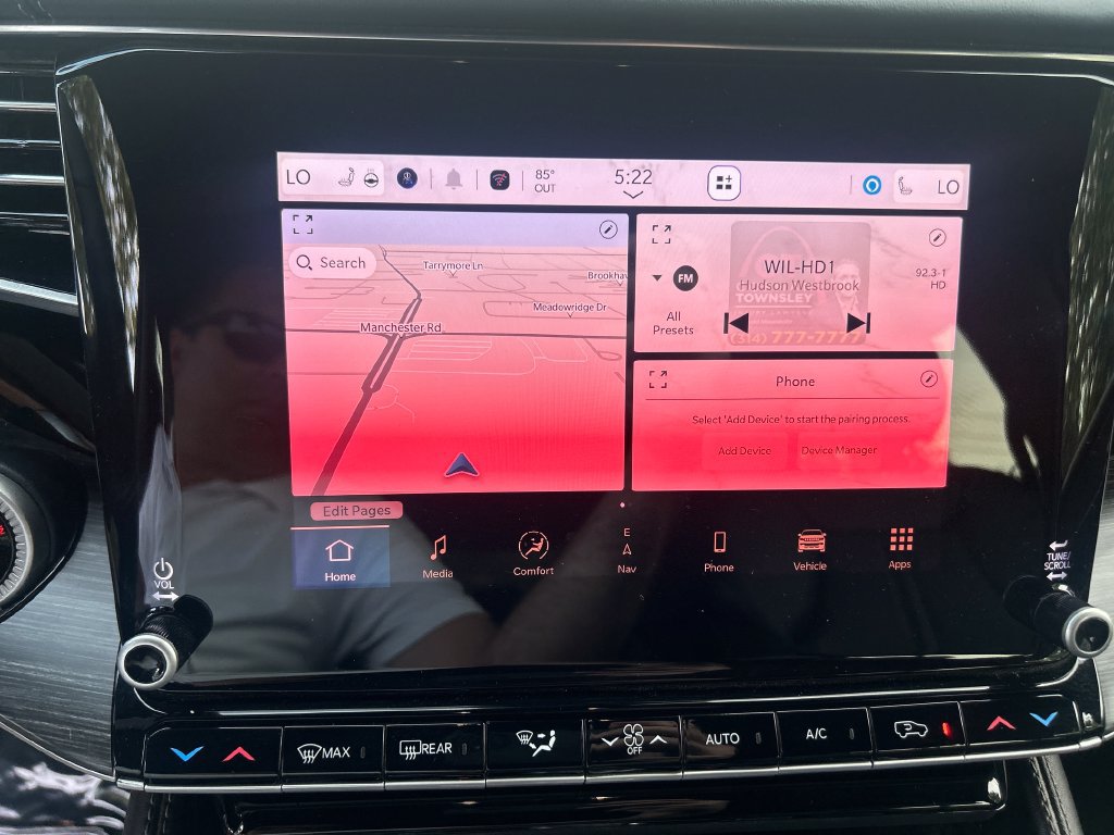 Used 2023 Jeep Wagoneer Series III w/ Preferred Equipment Group AWD/4WD image 23