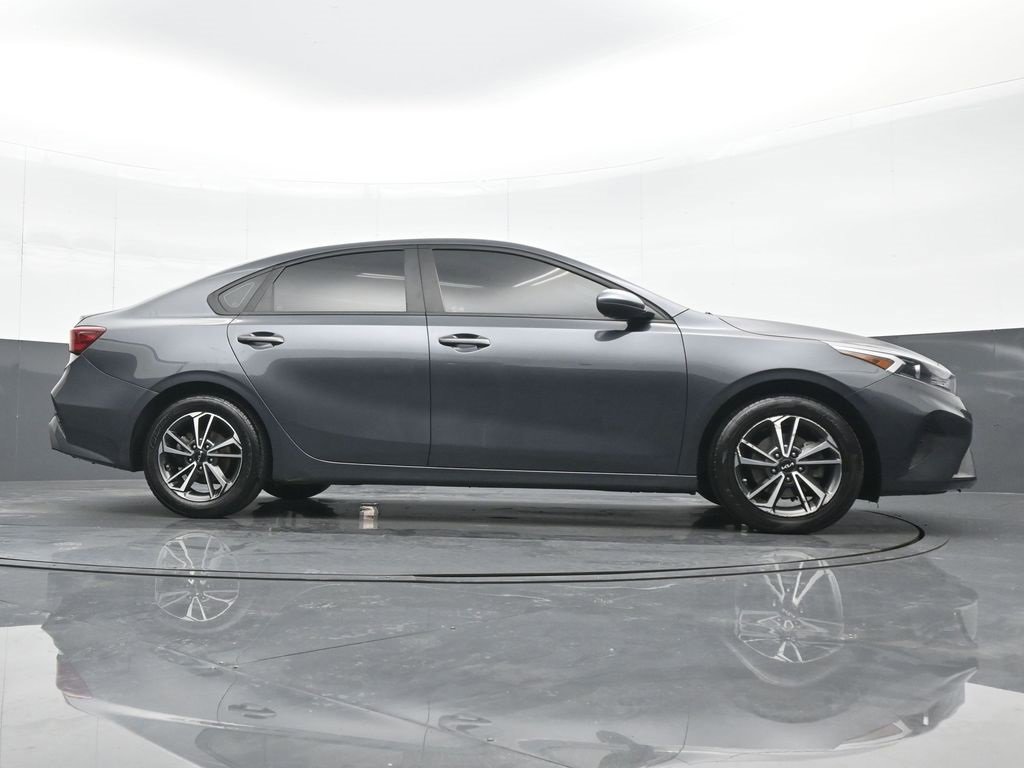 Used 2022 Kia Forte LXS image 22