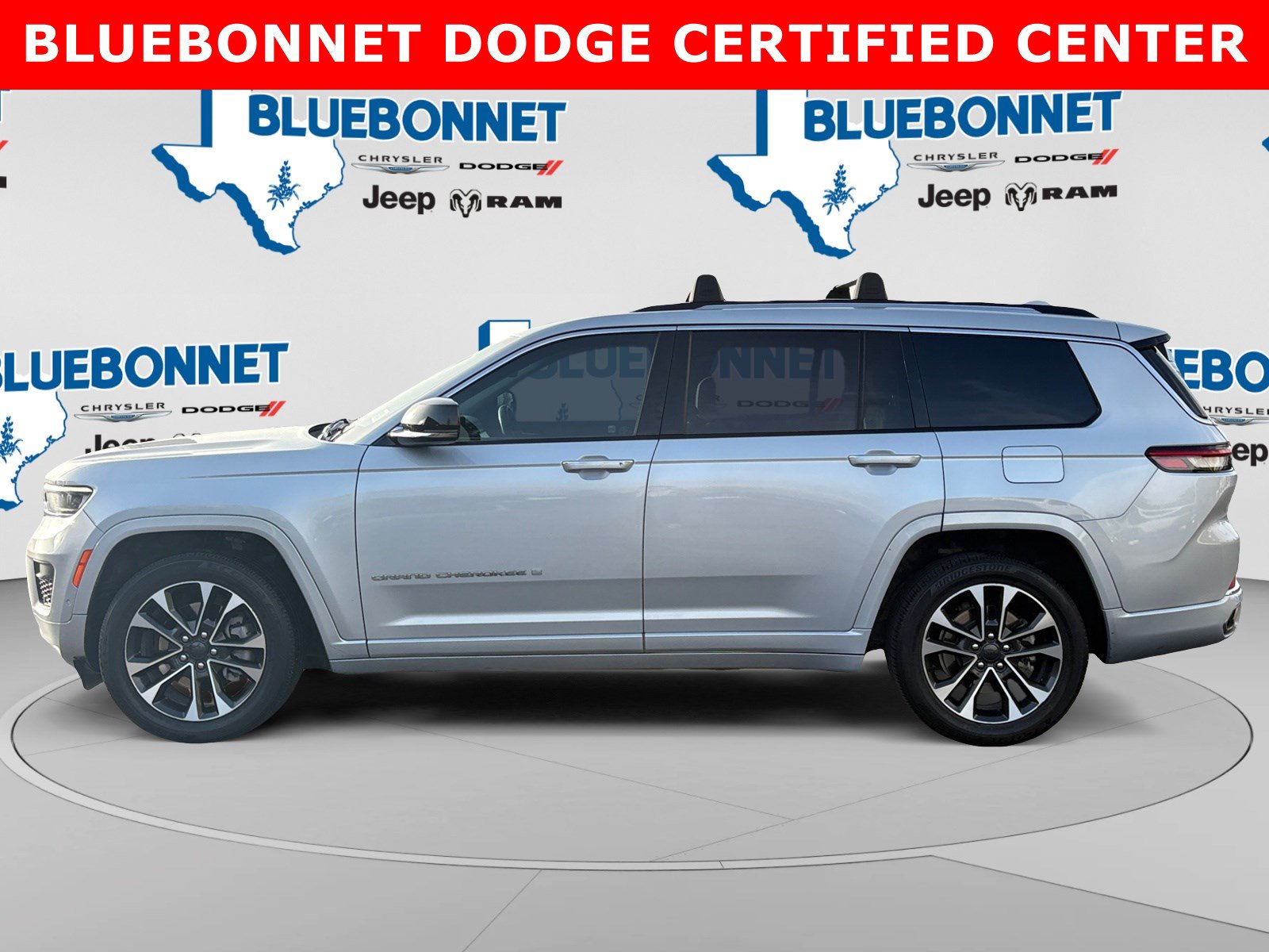 Used 2022 Jeep Grand Cherokee L Overland w/ Luxury Tech Group IV AWD/4WD image 8