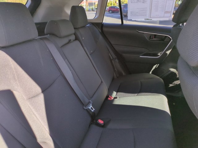Used 2024 Toyota RAV4 LE AWD/4WD image 30