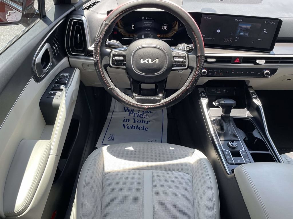 Used 2025 Kia Sorento S w/ Panoramic Sunroof Package FWD image 22