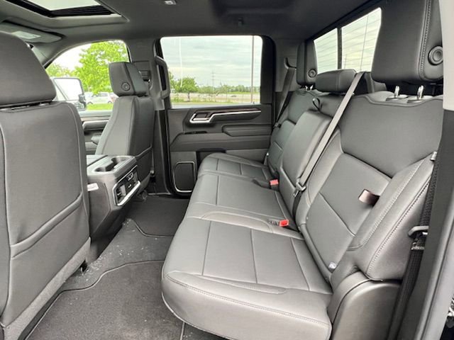 New 2025 GMC Sierra 2500 SLT w/ SLT Premium Package image 15