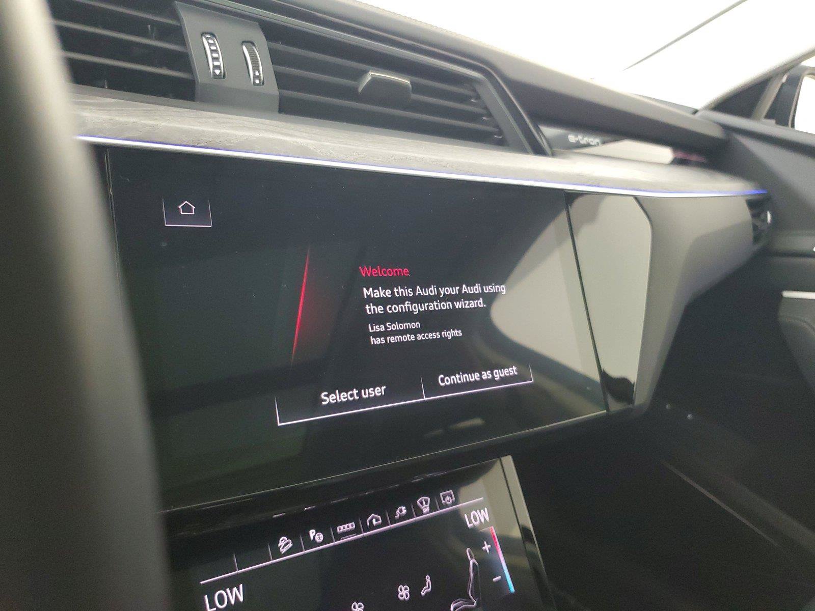 Certified 2024 Audi Q8 e-tron Prestige w/ Prestige Package AWD/4WD image 25