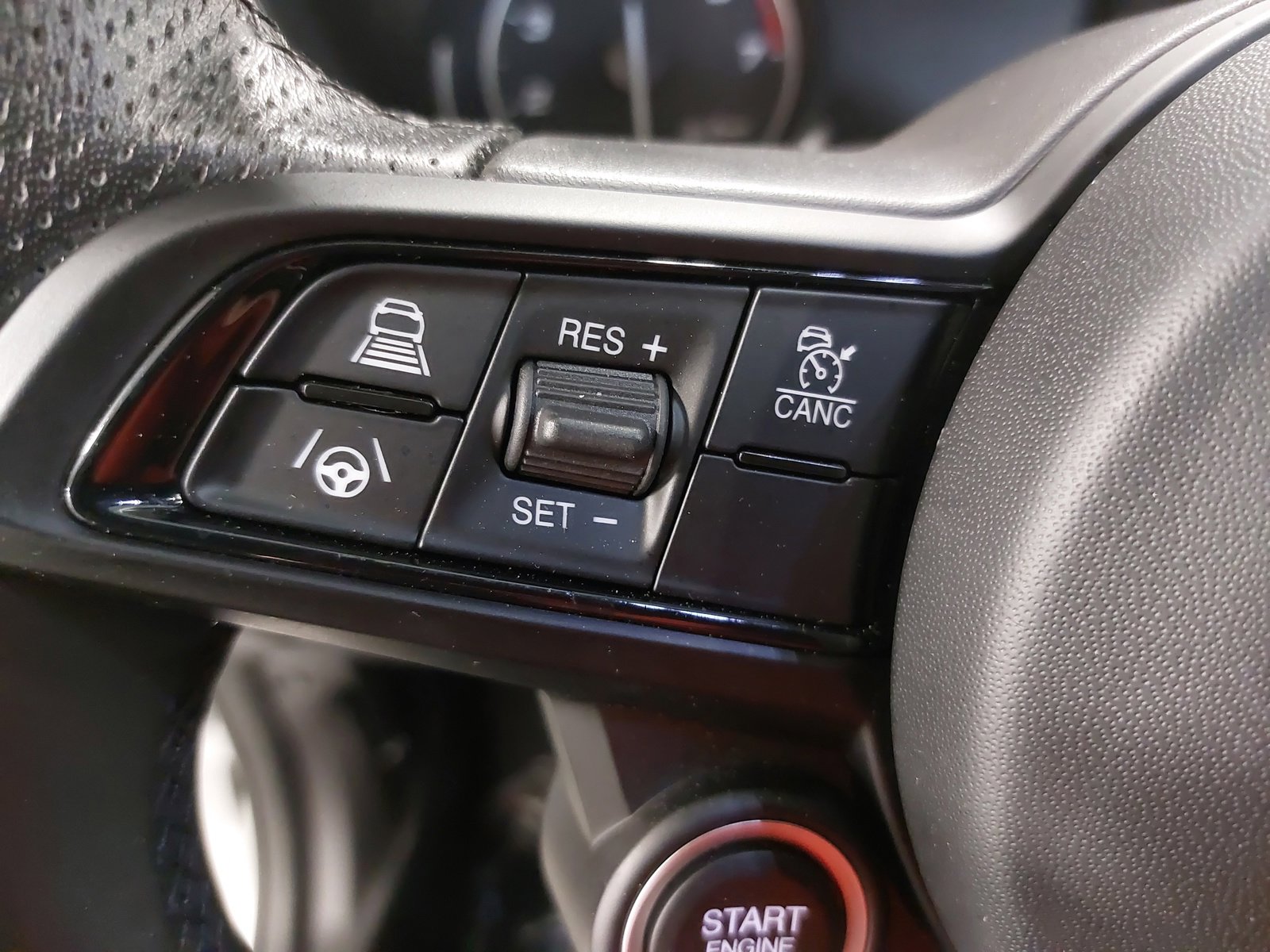 Used 2023 Alfa Romeo Giulia Ti w/ Active Assist Plus Package RWD image 19