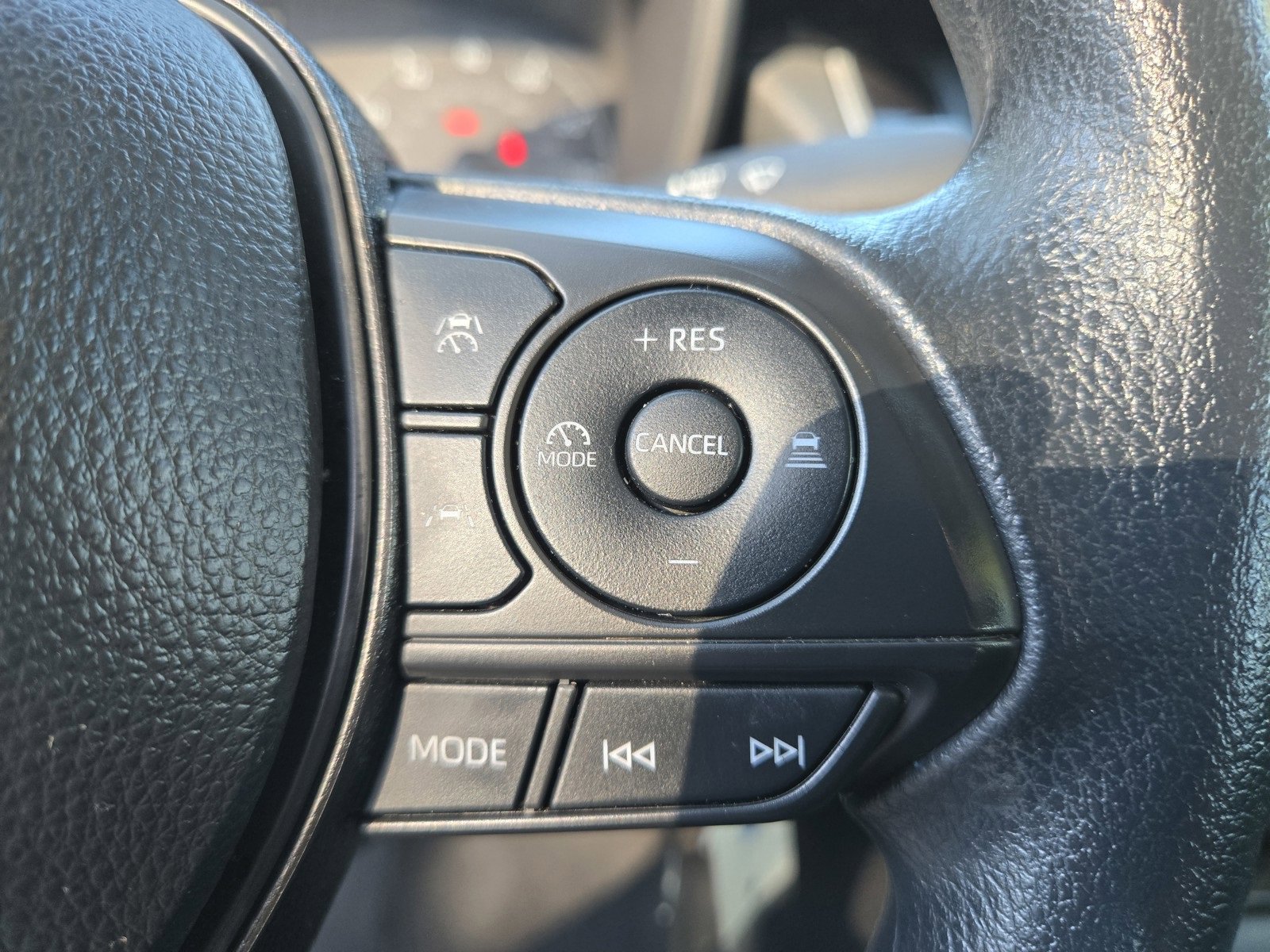 Used 2024 Toyota Corolla LE image 22