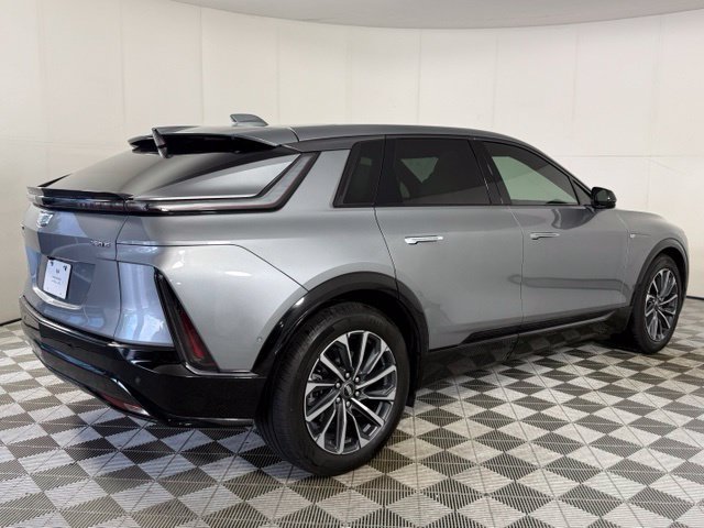 Certified 2024 Cadillac Lyriq Sport RWD image 9