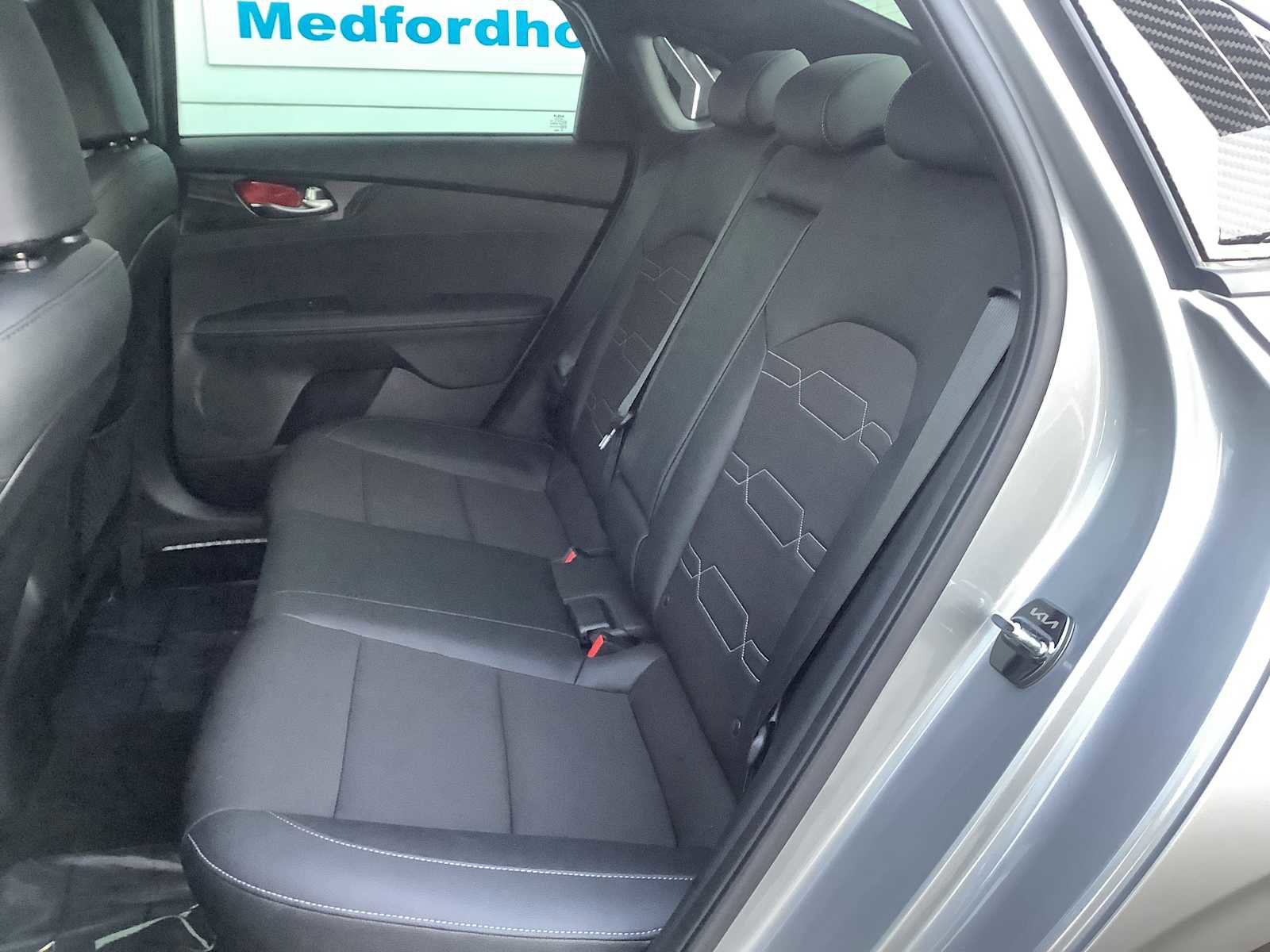 Used 2024 Kia Forte GT-Line w/ GT-Line Premium Package image 13