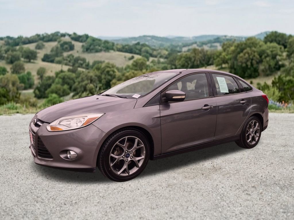 Used 2013 Ford Focus SE FWD image 4