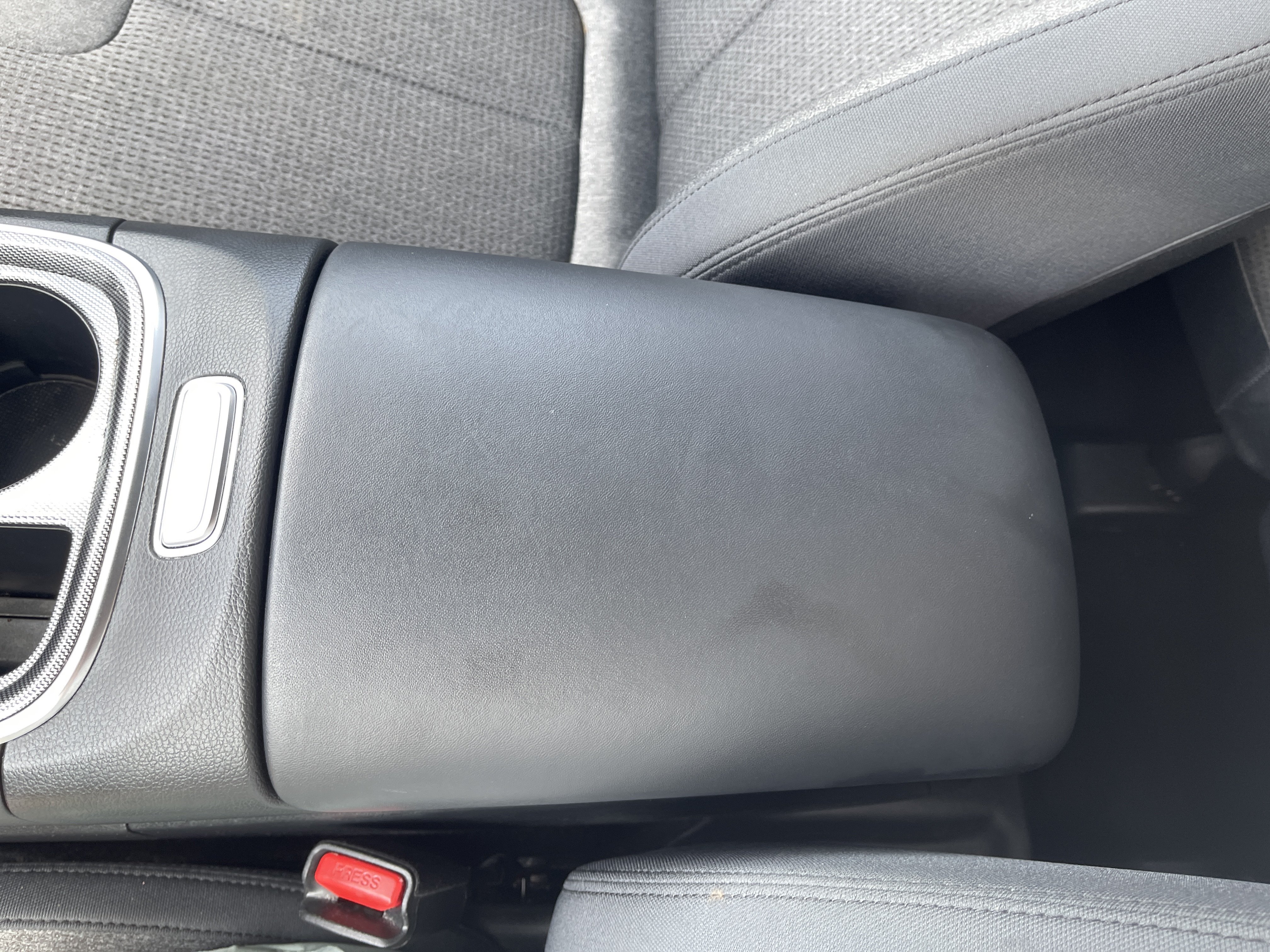 Used 2022 Hyundai Santa Fe SEL FWD image 29