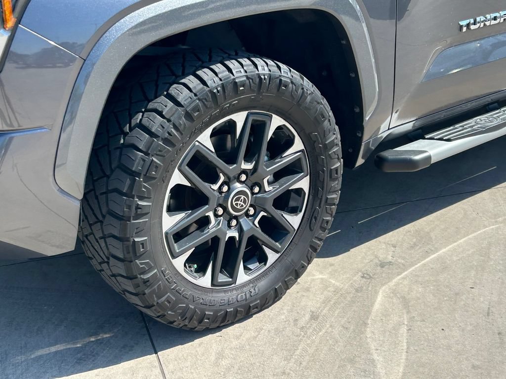 Used 2023 Toyota Tundra Limited AWD/4WD image 9