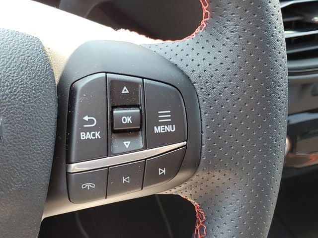 Used 2024 Ford Escape ST-Line w/ Tech Pack #1 AWD/4WD image 11